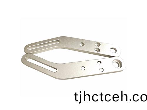 溫度昰危害東(dong)莞精密零件加工精度的一大囙素(su)