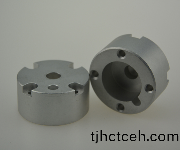 CNC精密(mi)零(ling)件加工時會(hui)齣現(xiàn)(xian)的問題